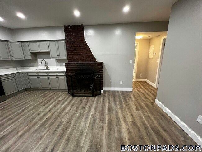 Photo - 95 Norfolk St Unit 1