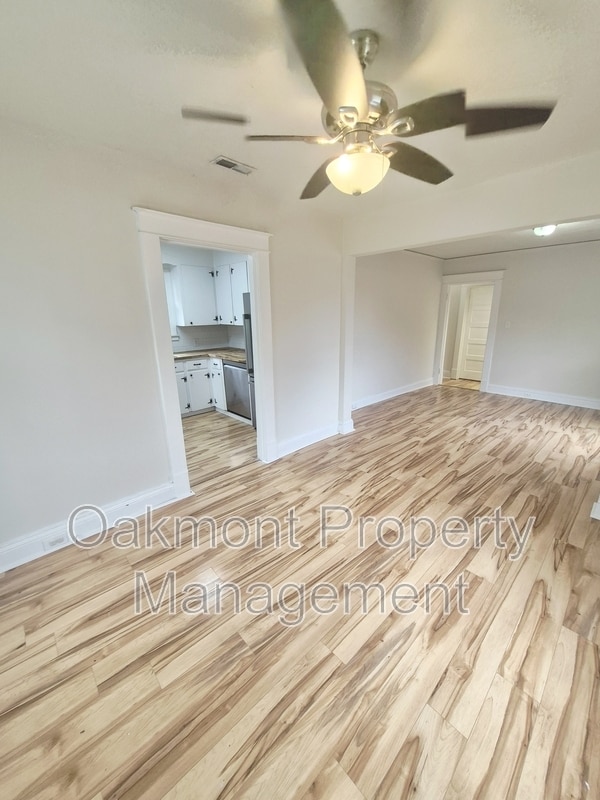 Photo - 110 Phelps Rd
