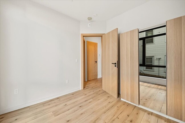 Photo - 6 National St Apartments Unit 2