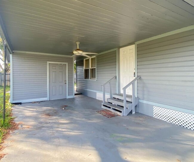 Photo - 830 N Combee Rd