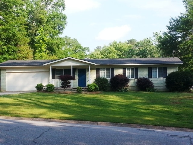 Building Photo - ***WESTSIDE 3/2 AVA. MAY 31st--POSSIBLY SOONER!***