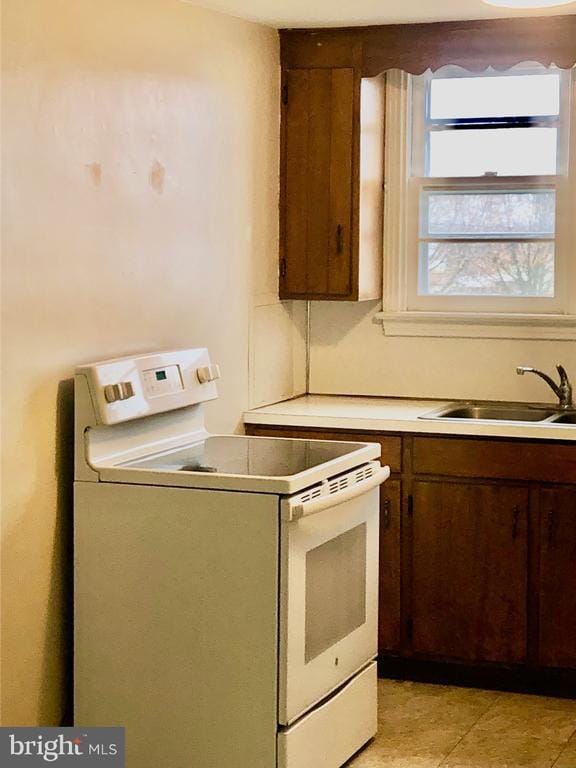 Photo - 50 Dymond Ave