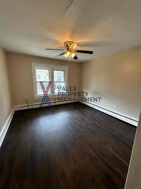 Building Photo - 531 N Bromley Ave Rental