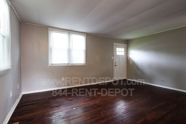 Photo - 1621 Rheinhardt Ave