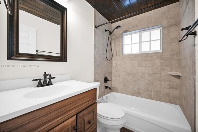 Photo - 6560 SW 39th St