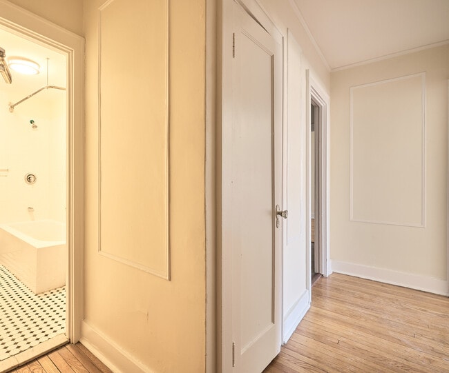 Apartment #20 - Entry