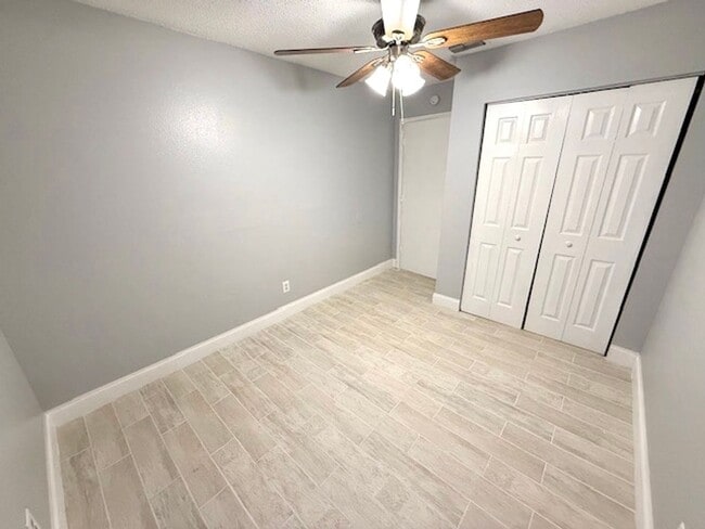 Photo - 5228 Cherry Ave Unit B