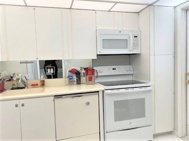 Photo - 2671 S Course Dr