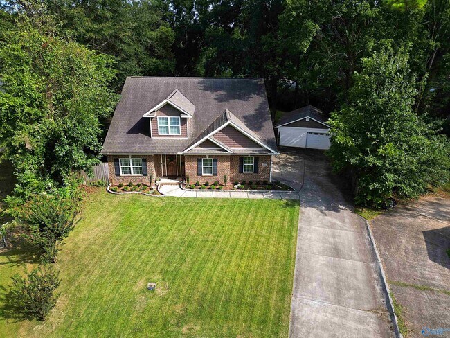 Photo - 2709 Thornton Cir SW