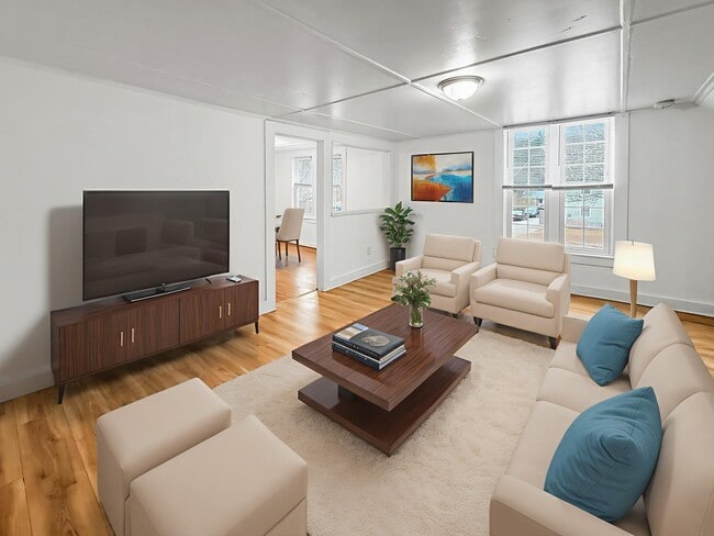 Building Photo - 230 King St Unit B