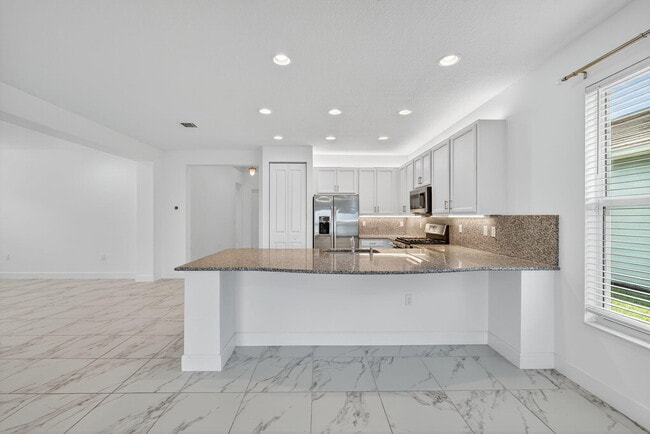 Photo - 11650 SW Moon River Way