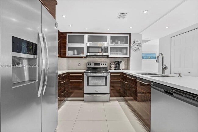 Photo - 1985 S Ocean Dr Unit PHJ