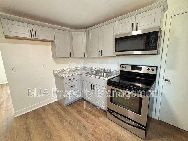 Photo - 2564 S 8th E Unit B