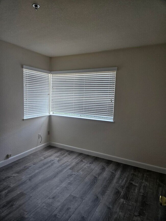 Photo - Daly City Village in the Park 2 bedroom 2 bathroom Condo