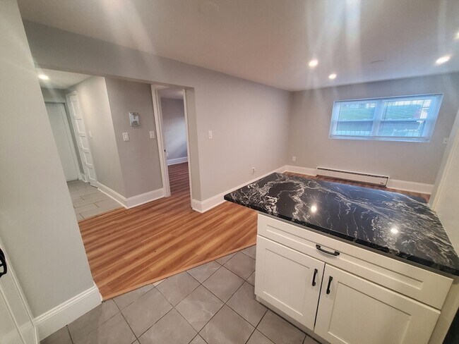 Photo - 24 Colgate Rd Unit 1