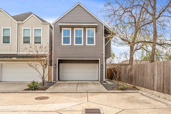 Building Photo - 802 Berry Sage Ln
