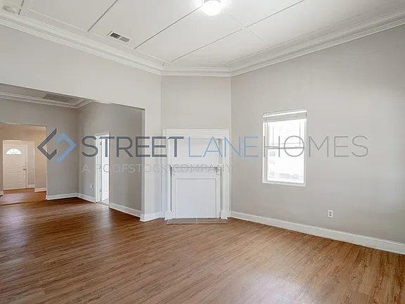 Photo - 119 Wellington St