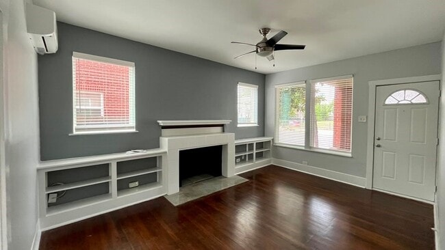 Photo - 1207 W Gray St Unit 1