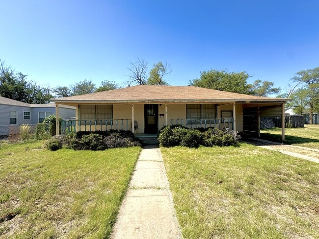 Building Photo - 1326 Hillcrest St Rental