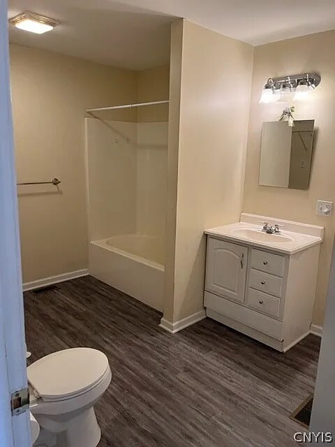 Photo - 6674 Lake Shore Rd N Unit Apt #4