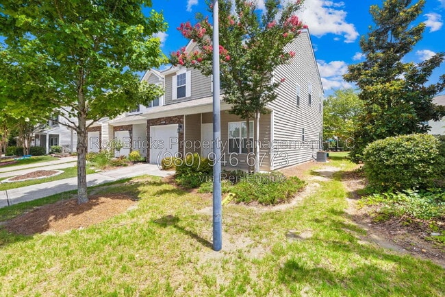 Photo - 14054 Singleleaf Lane