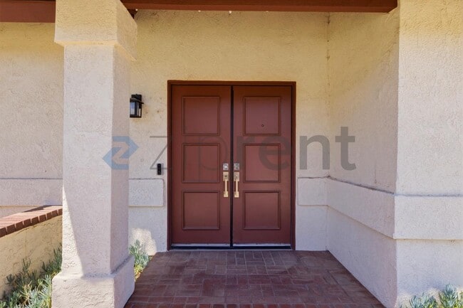 Building Photo - 6863 De Grazia Rd