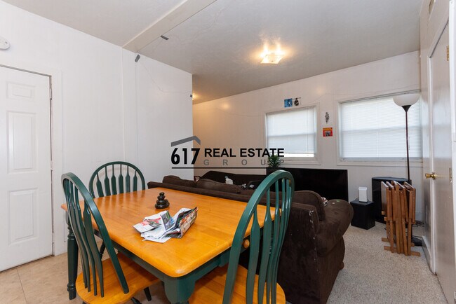 Photo - 14 Ashford St Unit 6