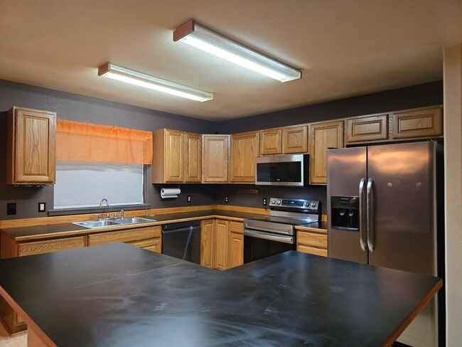 Photo - 3BR/2BA Home on 2 Acres – 2 Car Garage & Pet Friendly