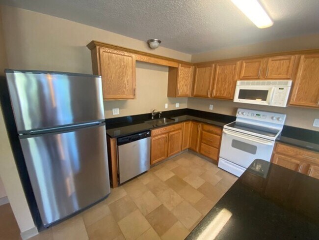 Photo - 3044 SW Sharmin Ln