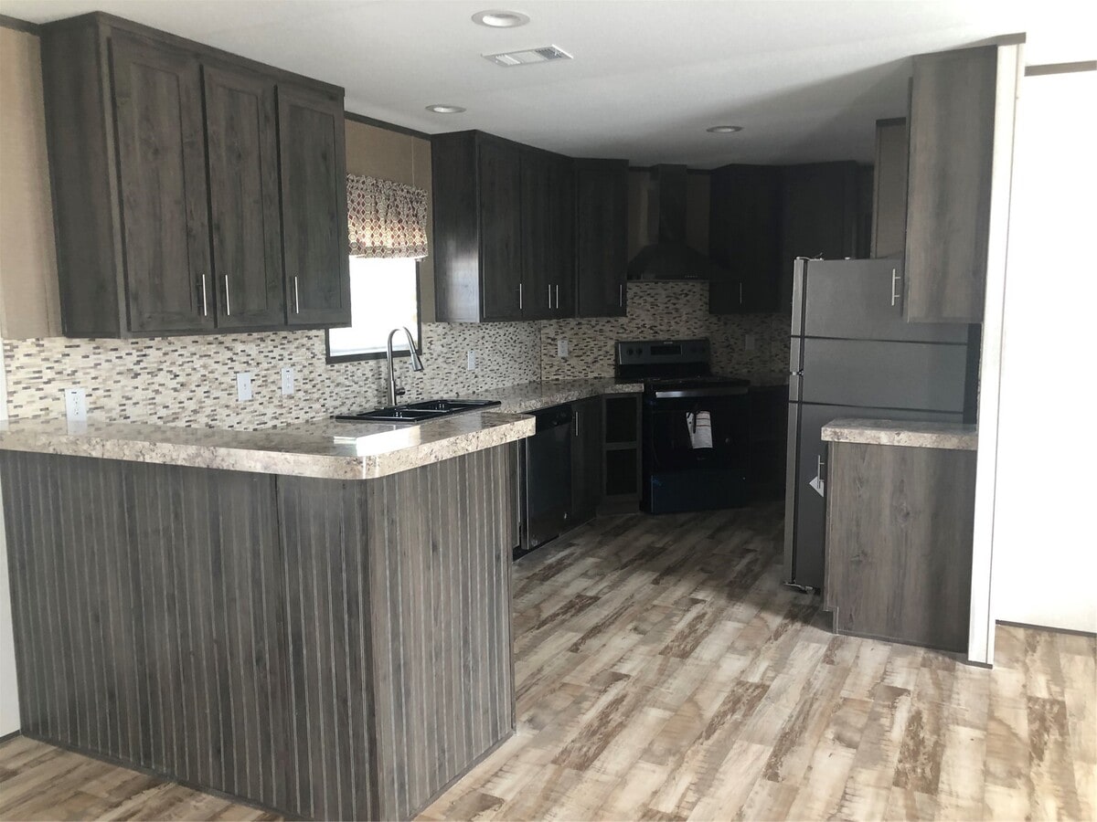 Photo - 10161 Pollard Rd