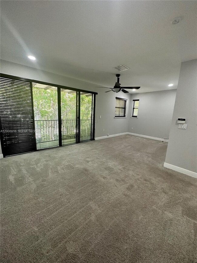 Photo - 3054 McDonald St