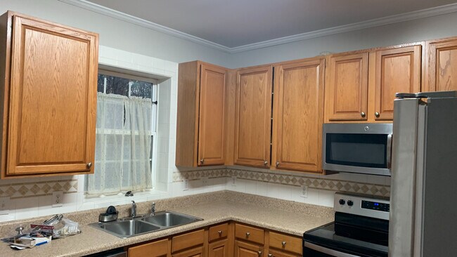 Room in Townhome on Plank Bridge Way