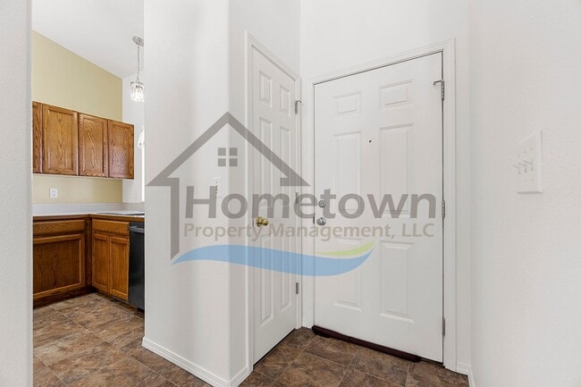 Photo - 3 Bedroom 2 Bathroom Home with Attached 2 ...
