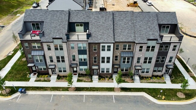 Photo - 13744 Cobble Lp