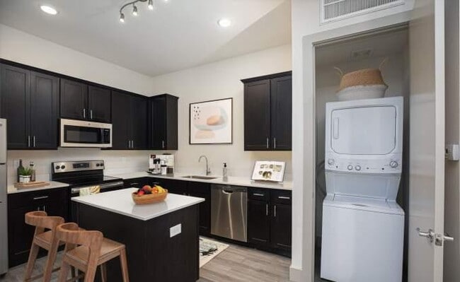 Photo - 1 bedroom in Houston TX 77006 Unit 1292