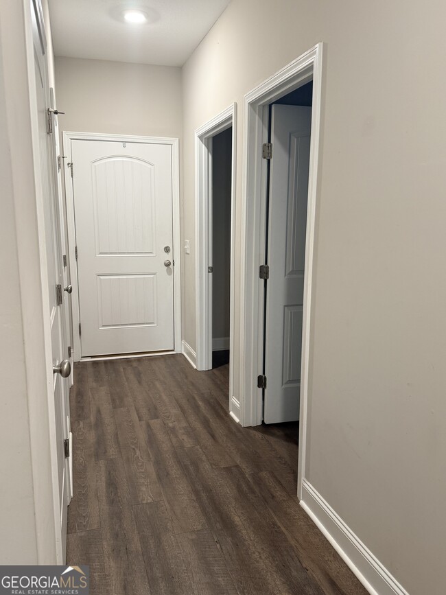 Photo - 514 Winter Wy.