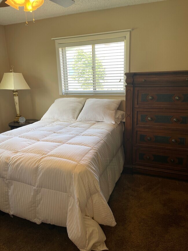 Photo - 2037 S Broadway