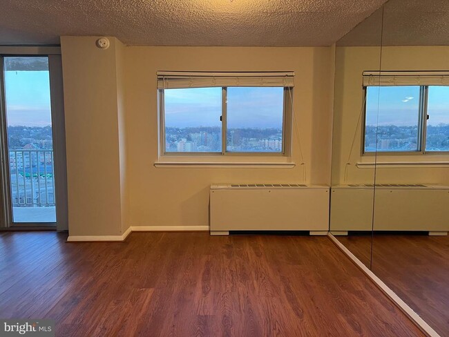 Photo - 1225 Martha Custis Dr Unit 1512