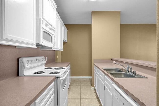 Photo - 172 Binnacle Ct Unidad A