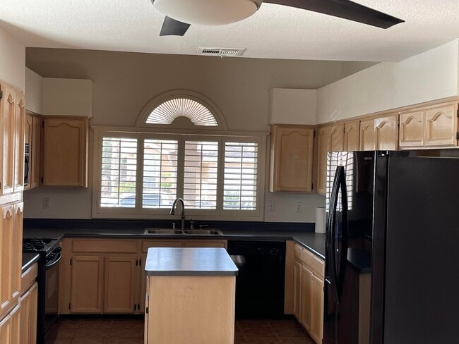 Photo - 1452 Sara Danielle Pl