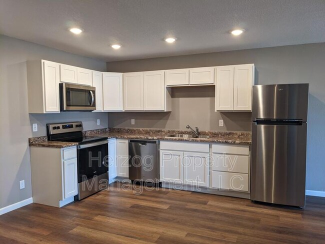 Photo - 2105 7th Ave SE Unidad Apt. 312