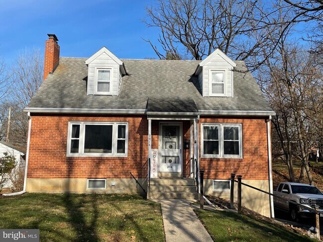 Building Photo - 2914 Harvard Ave Rental