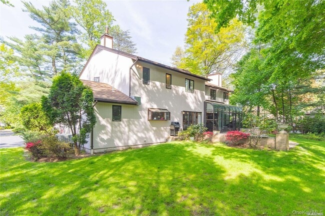 Photo - 12 Bolton Dr