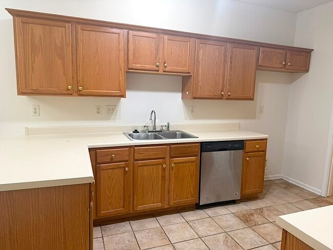 Photo - 7751 Lipscomb Dr
