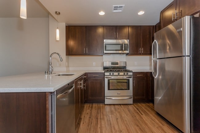 121 Tasman apartments — community photo