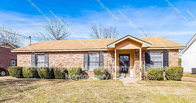 Photo - 3361 Royal Creek Rd