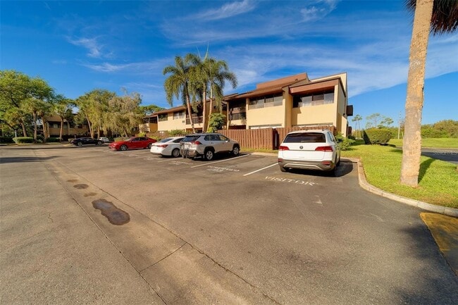 Building Photo - 890 N Village Dr Unit 103