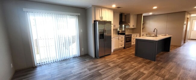 Photo - Nearly New Marietta Manufactured Home