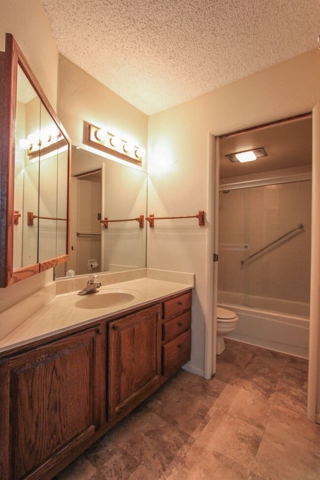 Photo - Granite Creek Condominium