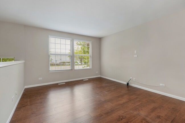 Photo - 101 Driscoll Ln